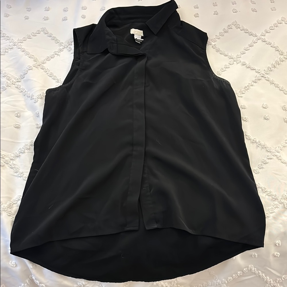 Black Sleeveless Button Down Shirt with Notched Collar